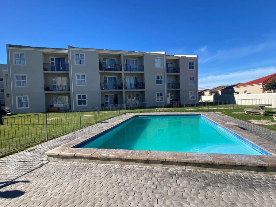 2 Bedroom Property for Sale in Muizenberg Western Cape